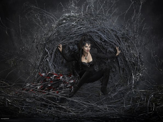 Illustration for article titled Once Upon a Time Cast Photos